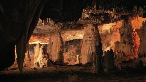 zoniana-cave-inside